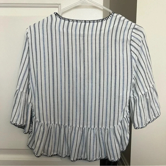 BCBGMAXAZRIA Immane Embroidered Ruffle Crop Top- Size XS; Excellent Condition - Picture 2 of 11